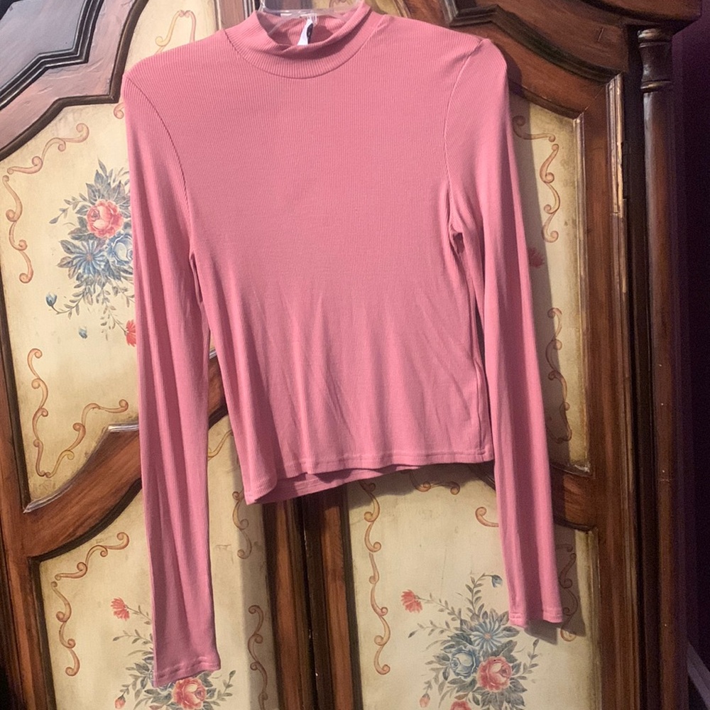 H&M Ribbed Mock Turtleneck Top